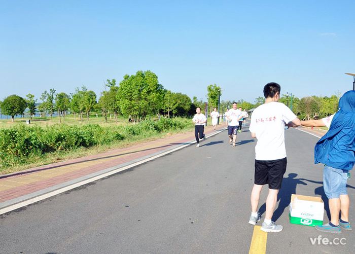 后勤服務(wù)組的人員 后勤服務(wù)組的人員